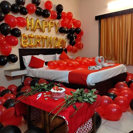 Goroomgo Blue Bell Bhubaneswar - Well Decorated Room -Wifi And Parking Facilities Available Exteriör bild