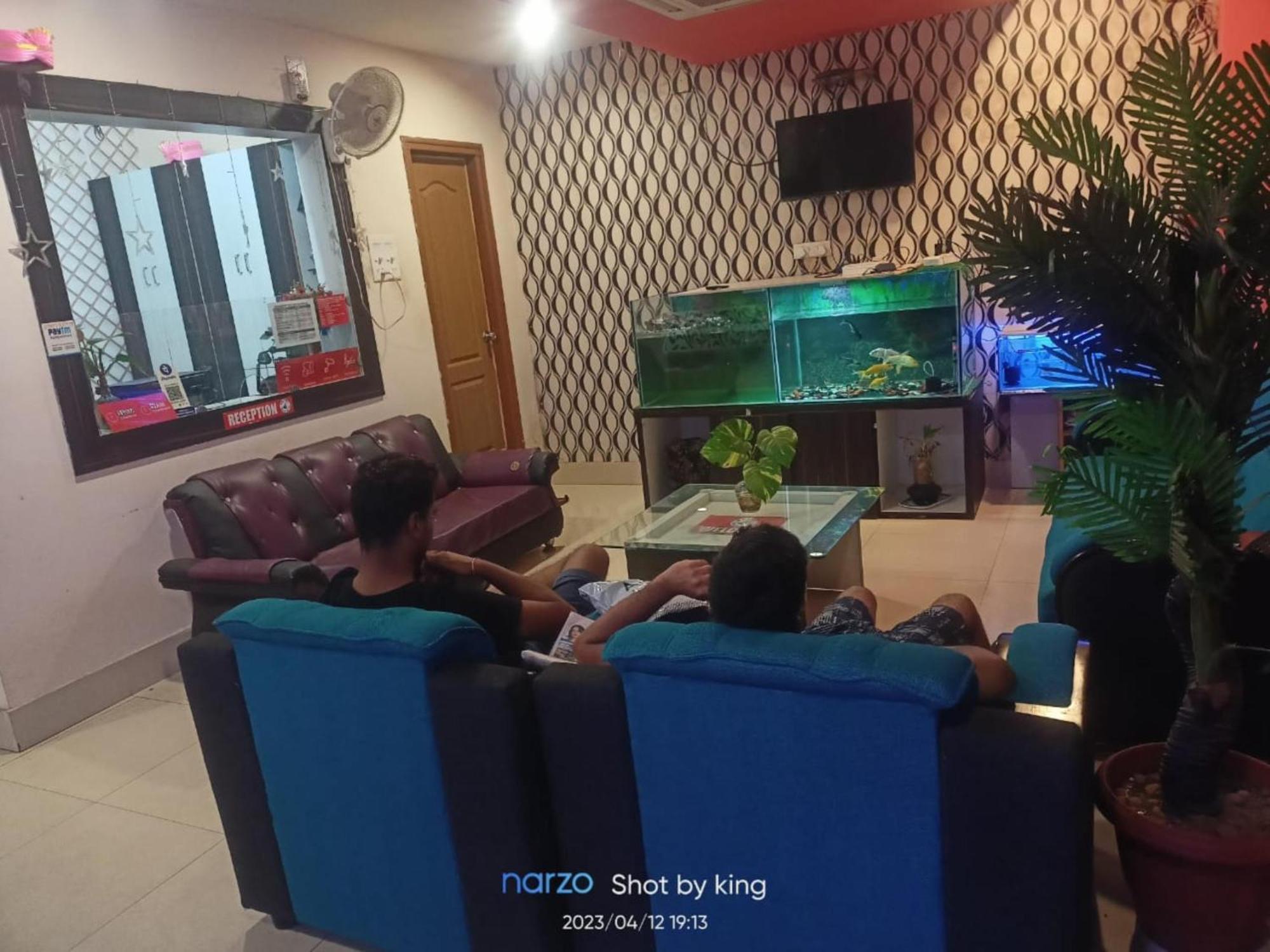 Goroomgo Blue Bell Bhubaneswar - Well Decorated Room -Wifi And Parking Facilities Available Exteriör bild